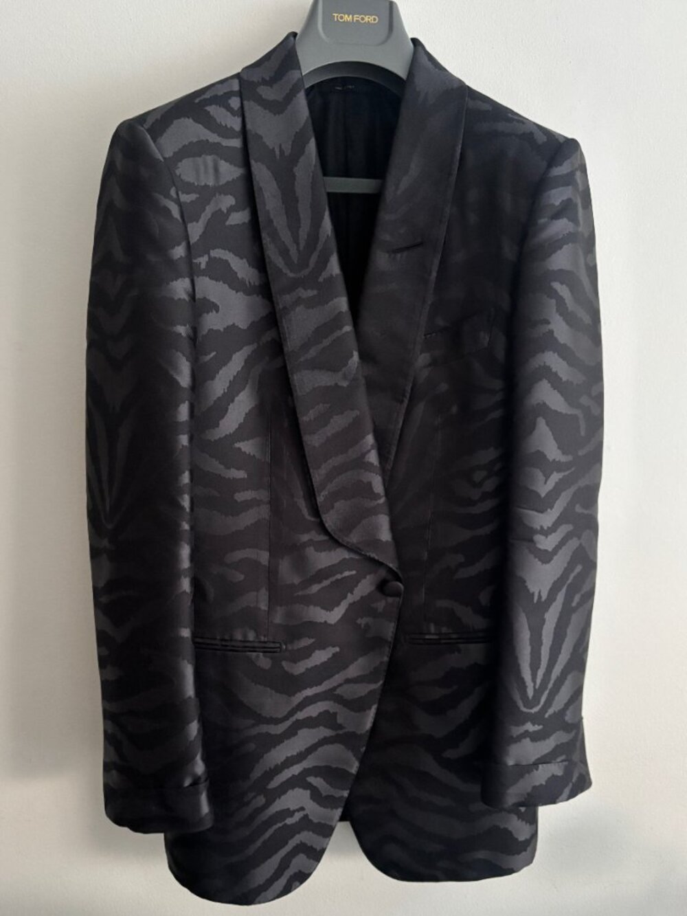 $8000 Tom Ford Black Jacquard Zebra Print Silk Tuxedo Jacket / Blazer - 38R